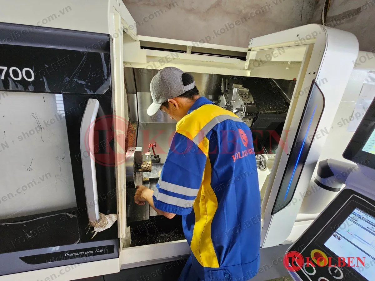 Gia công bạc SPB trên máy tiện CNC